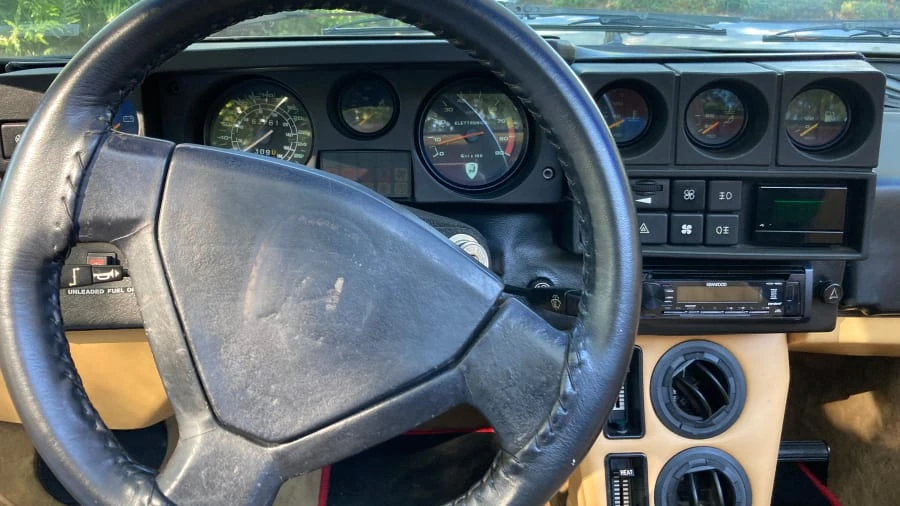 1985 Lamborghini Jalpa - Image 9 of 12