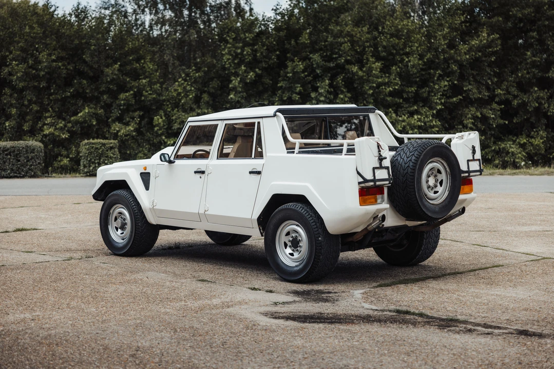1985 Lamborghini LM002 - Image 27 of 31