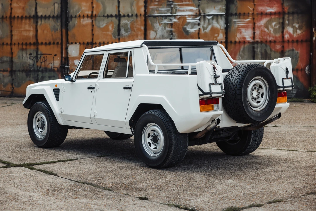 1985 Lamborghini LM002 - Image 19 of 31