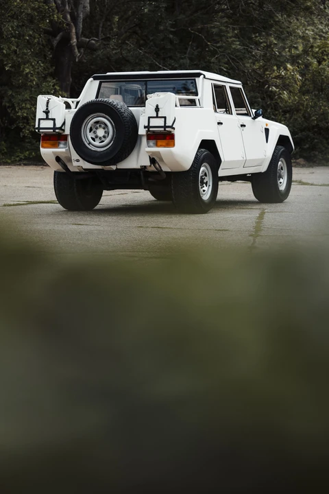 1985 Lamborghini LM002 - Image 7 of 31