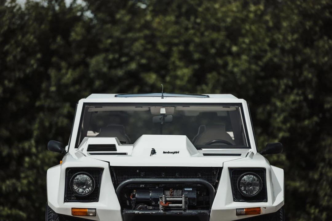 1985 Lamborghini LM002 - Image 2 of 31