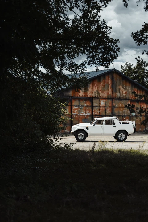 1985 Lamborghini LM002 - Image 14 of 31