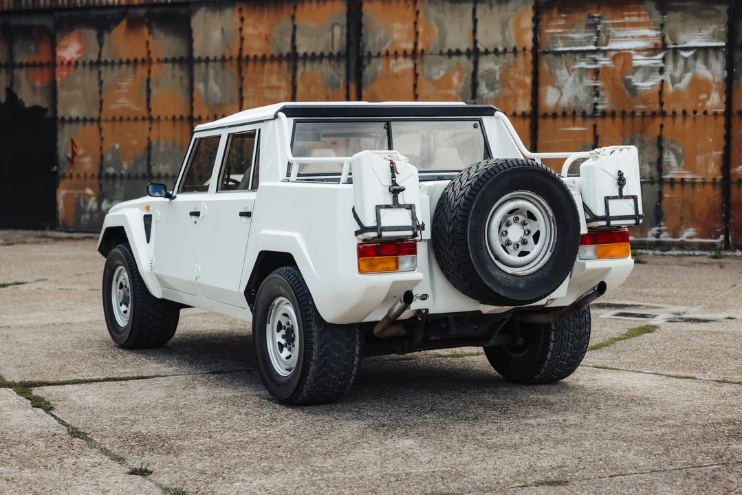 1985 Lamborghini LM002 - Image 20 of 31