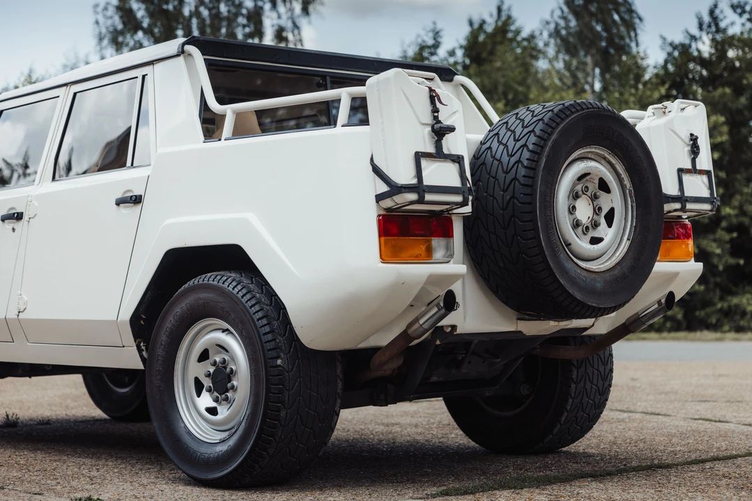 1985 Lamborghini LM002 - Image 26 of 31