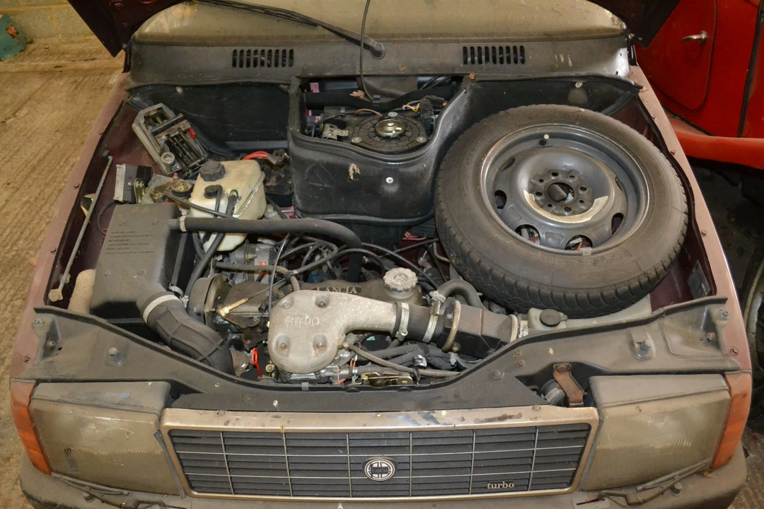 1985 Lancia - Image 2 of 3