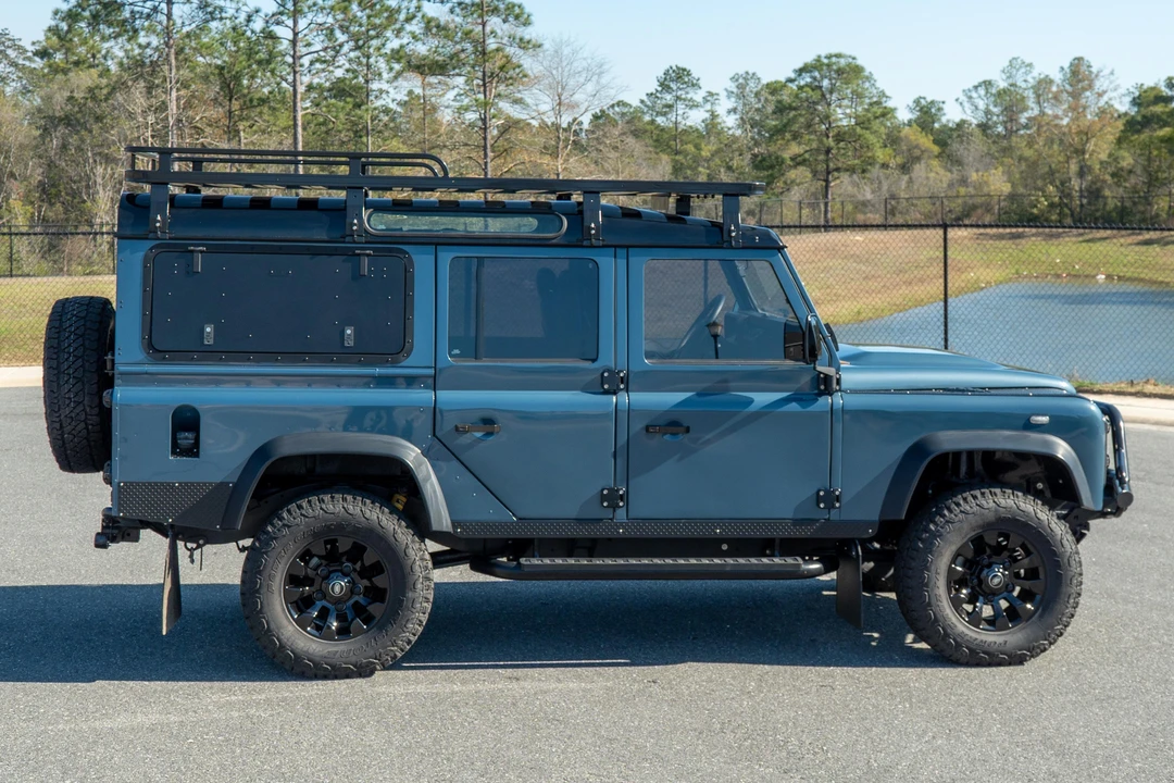 1985 Land Rover Defender 110 - Image 3 of 31