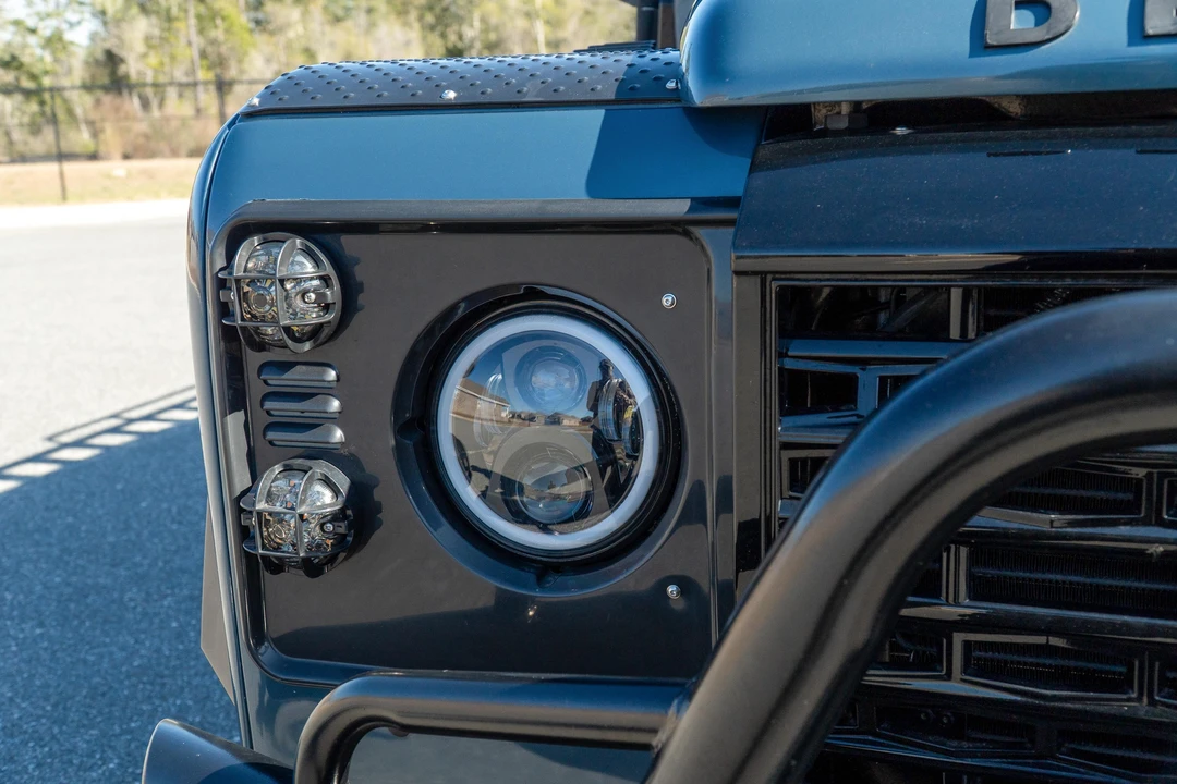 1985 Land Rover Defender 110 - Image 18 of 31