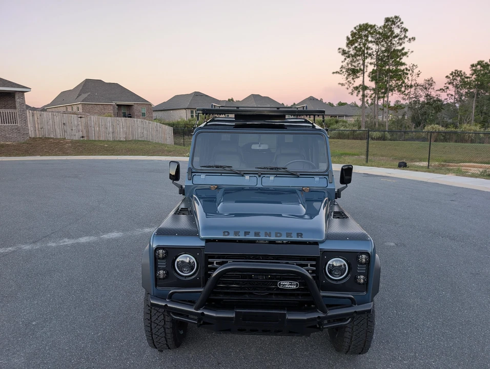1985 Land Rover Defender 110 - Image 6 of 31