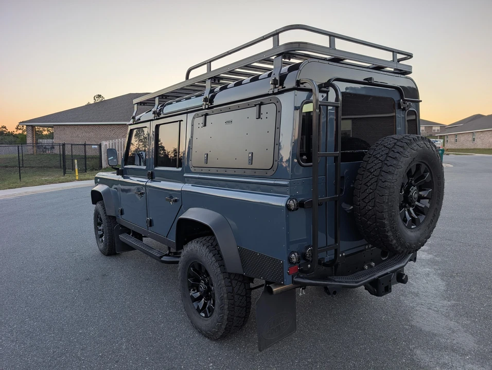 1985 Land Rover Defender 110 - Image 11 of 31