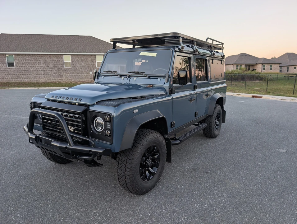 1985 Land Rover Defender 110 - Image 8 of 31
