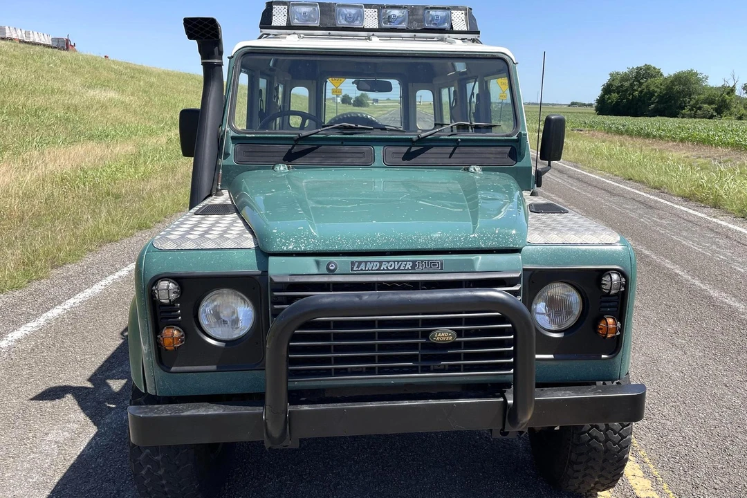 1985 Land Rover Defender 110 - Image 2 of 31