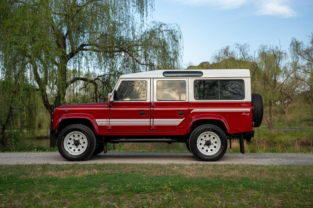 1985 Land Rover Defender 110 - Image 4 of 31