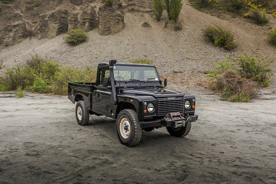 1985 Land Rover Defender 110 - Image 3 of 21