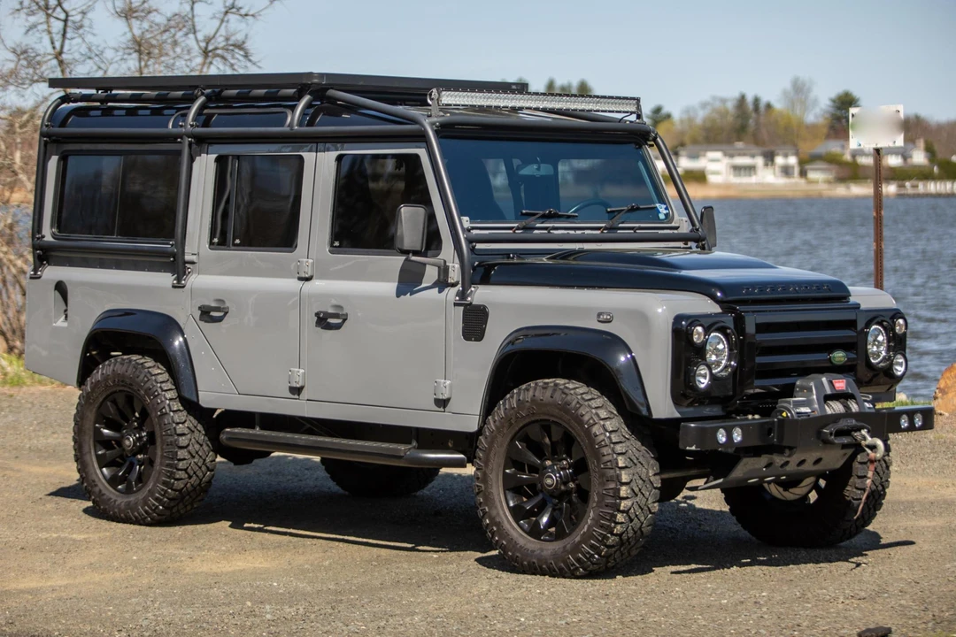 1985 Land Rover Defender 110 - Image 11 of 31