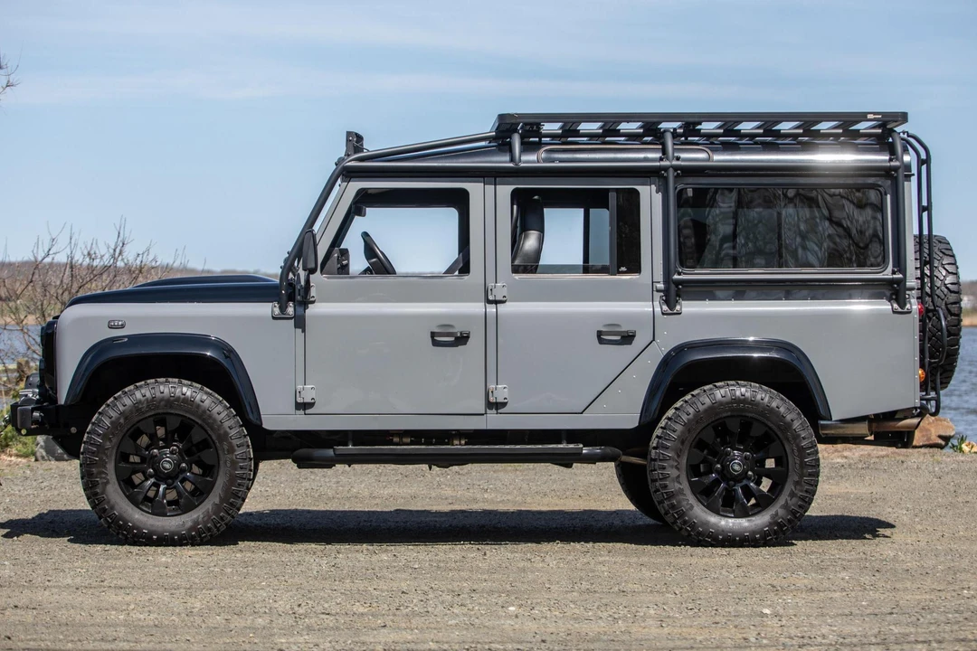 1985 Land Rover Defender 110 - Image 9 of 31