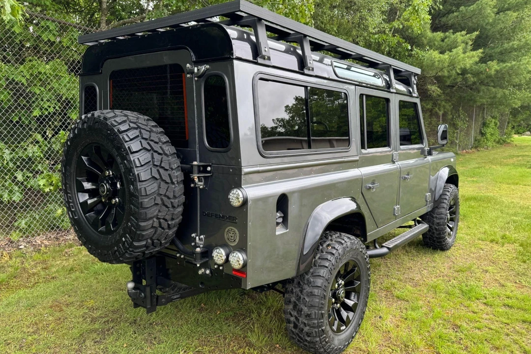 1985 Land Rover Defender 110 - Image 24 of 31