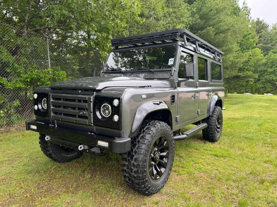 1985 Land Rover Defender 110 - Image 7 of 31