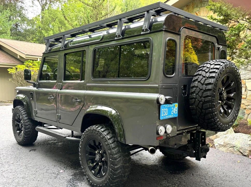1985 Land Rover Defender 110 - Image 17 of 31