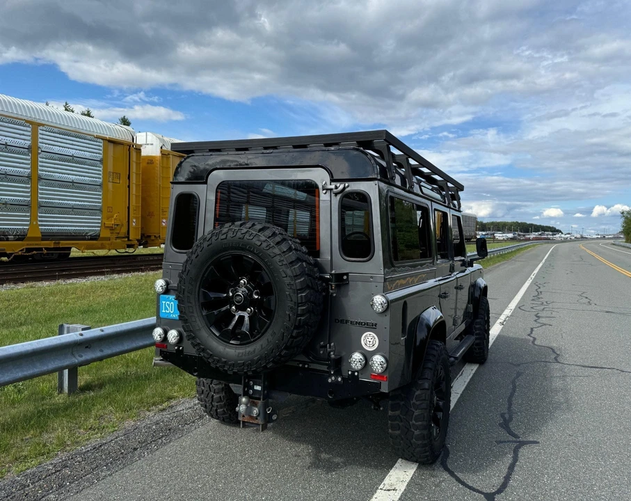 1985 Land Rover Defender 110 - Image 23 of 31