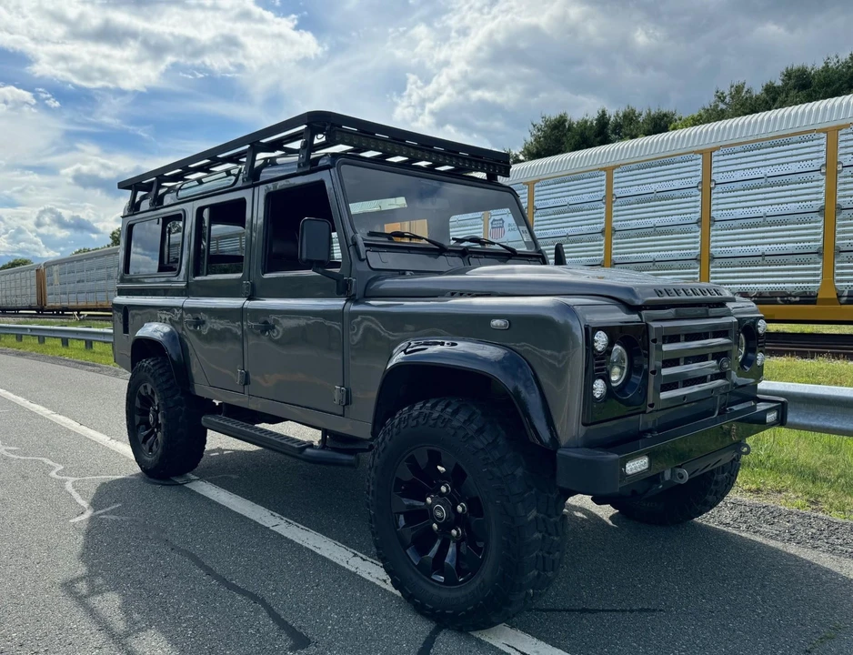 1985 Land Rover Defender 110 - Image 30 of 31