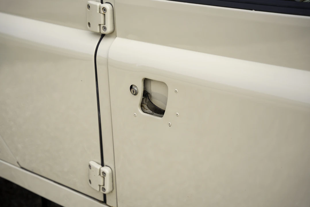 1985 Land Rover Defender 110 - Image 21 of 31