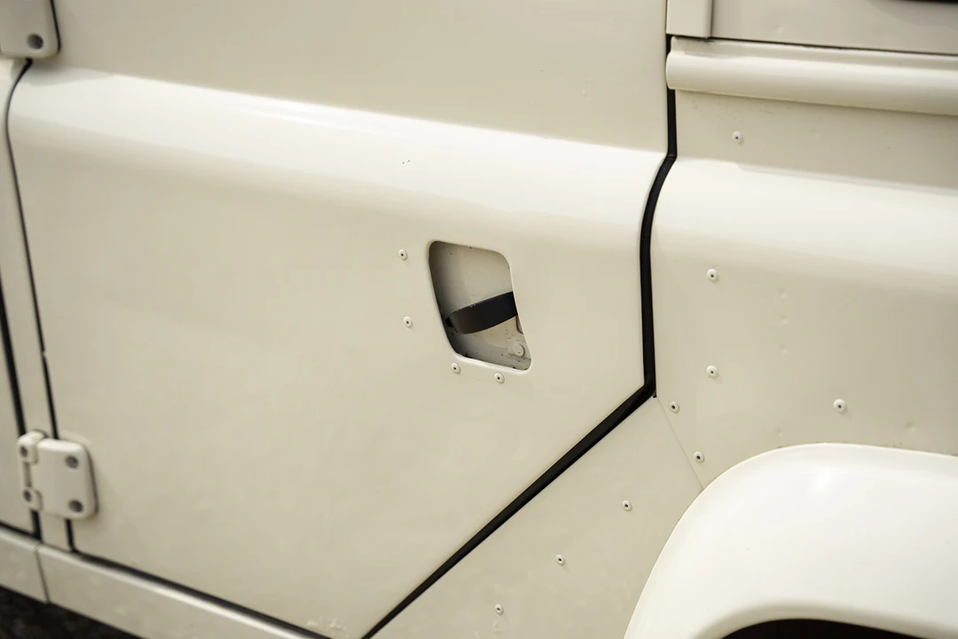 1985 Land Rover Defender 110 - Image 29 of 31