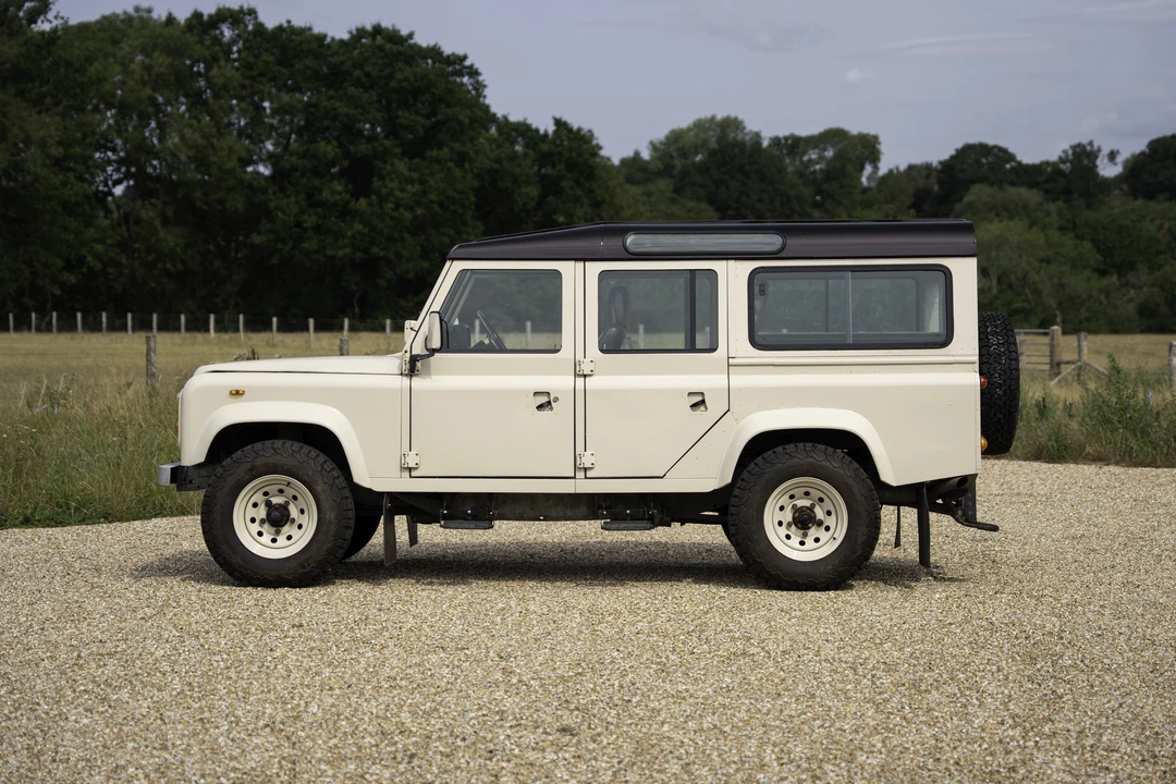 1985 Land Rover Defender 110 - Image 4 of 31