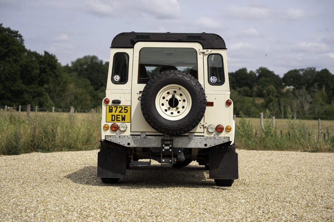 1985 Land Rover Defender 110 - Image 10 of 31