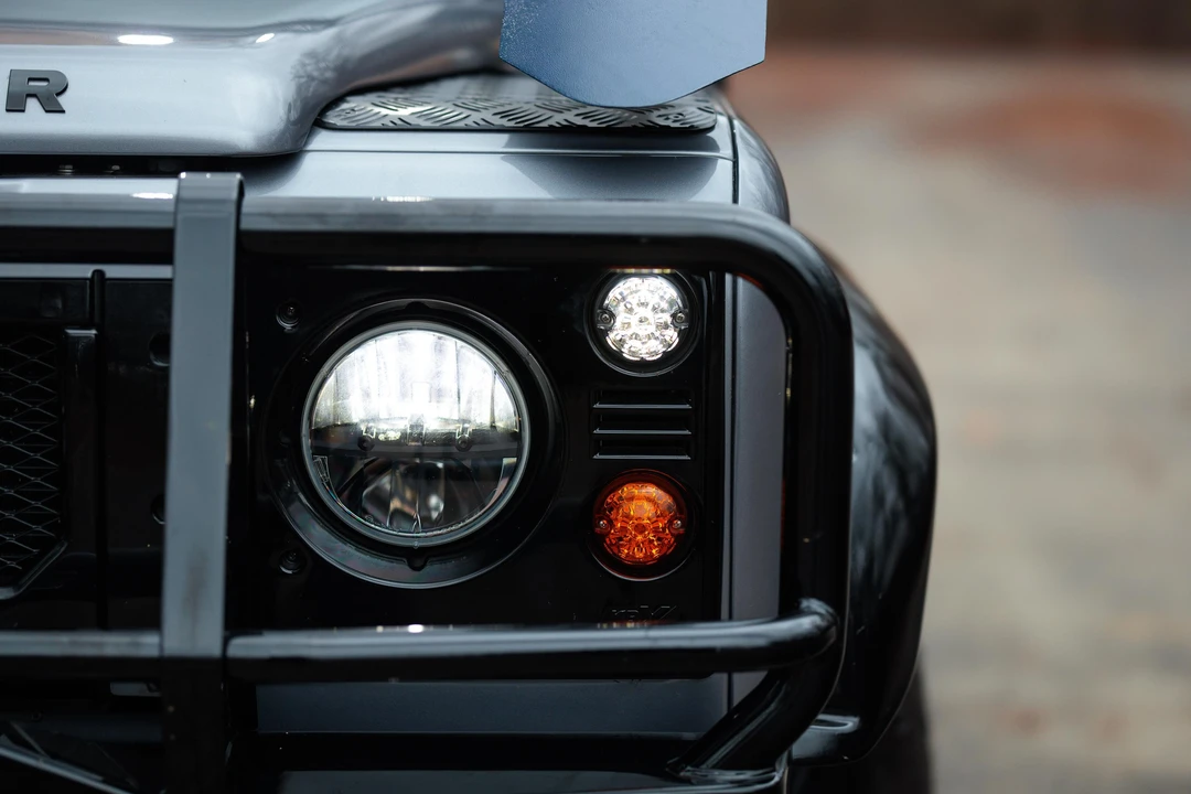 1985 Land Rover Defender 130 - Image 19 of 31