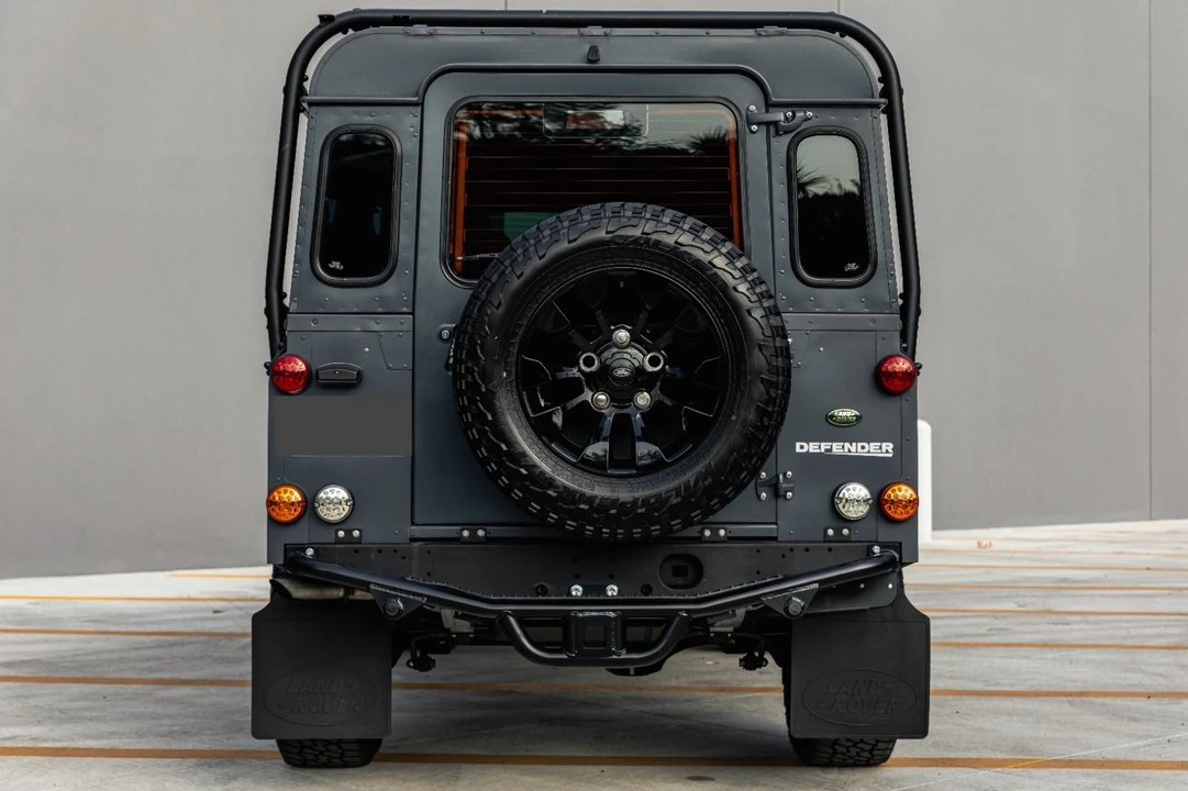 1985 Land Rover Defender 110 - Image 7 of 21