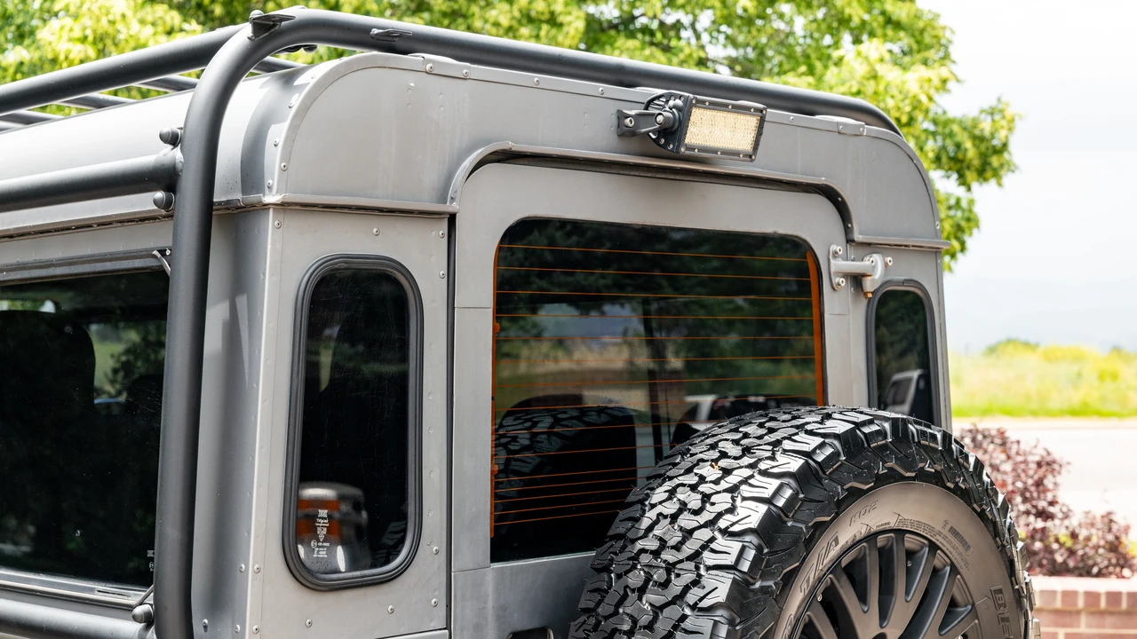 1985 Land Rover Defender 110 - Image 21 of 31