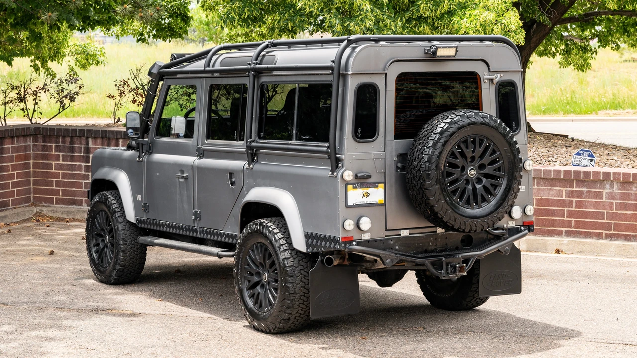 1985 Land Rover Defender 110 - Image 8 of 31