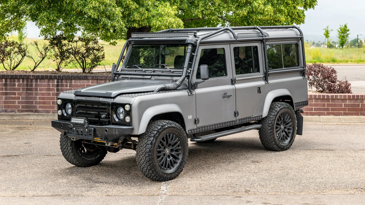 1985 Land Rover Defender 110 - Image 7 of 31