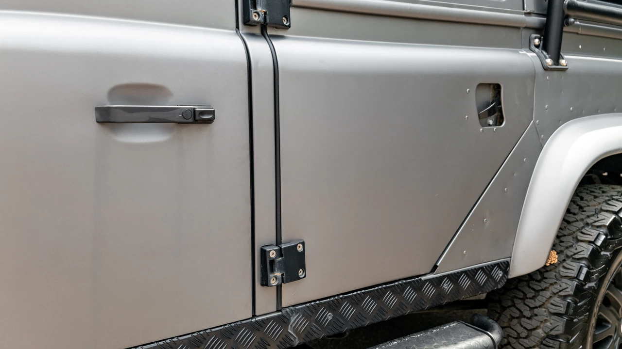1985 Land Rover Defender 110 - Image 31 of 31
