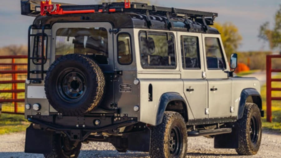 1985 Land Rover Defender 110 - Image 2 of 2