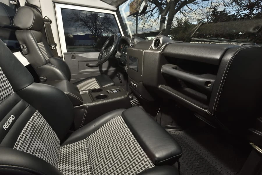 1985 Land Rover Defender 110 - Image 28 of 31