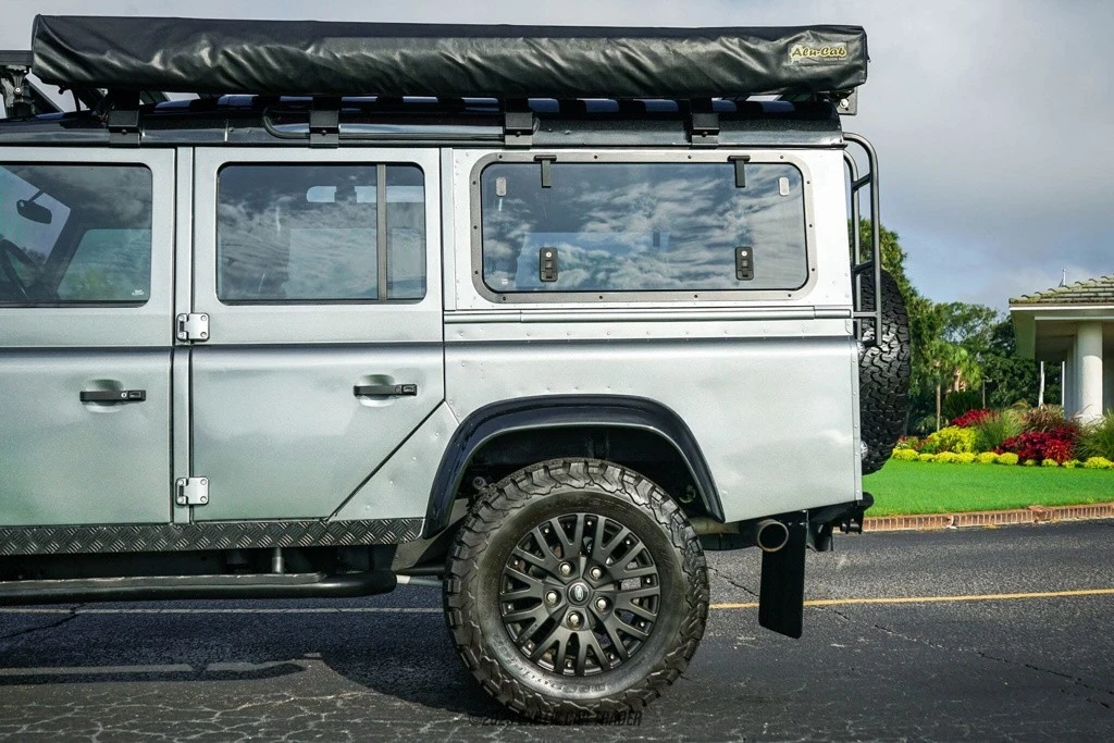 1985 Land Rover Defender 110 - Image 5 of 12
