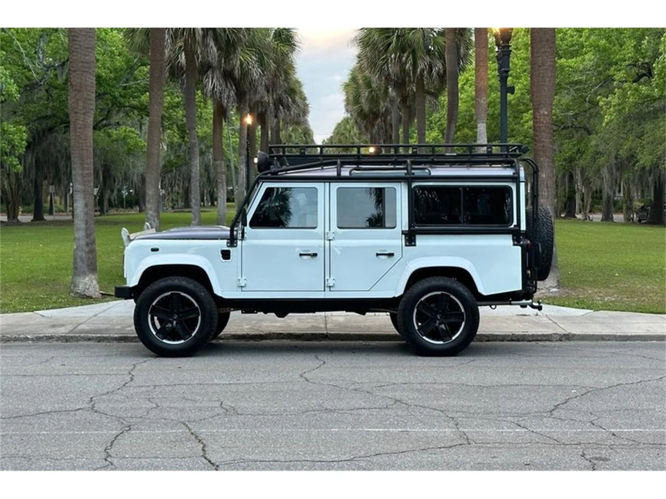 1985 Land Rover Defender 110 - Image 8 of 31