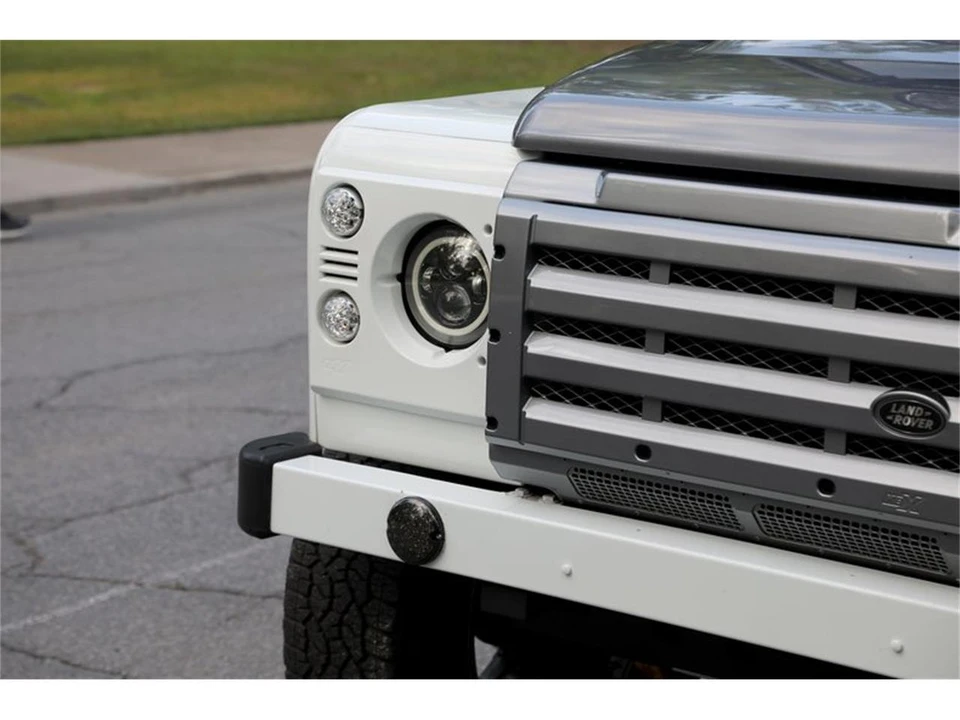 1985 Land Rover Defender 110 - Image 5 of 31