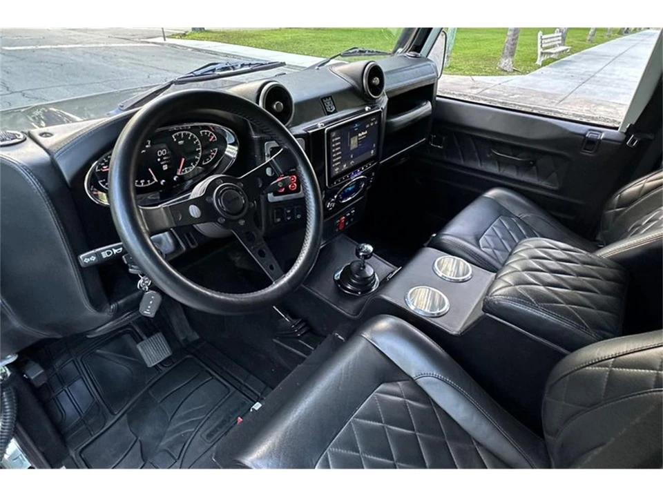 1985 Land Rover Defender 110 - Image 29 of 31