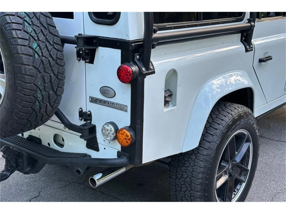 1985 Land Rover Defender 110 - Image 21 of 31