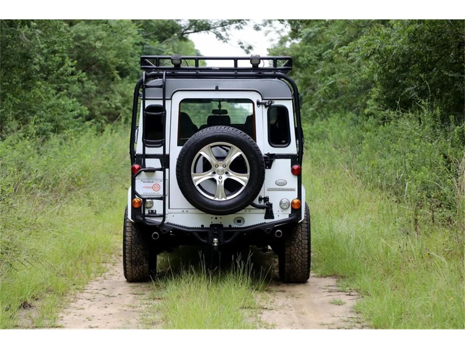 1985 Land Rover Defender 110 - Image 18 of 31