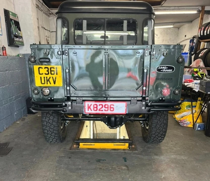 1985 Land Rover Defender 110 - Image 20 of 21