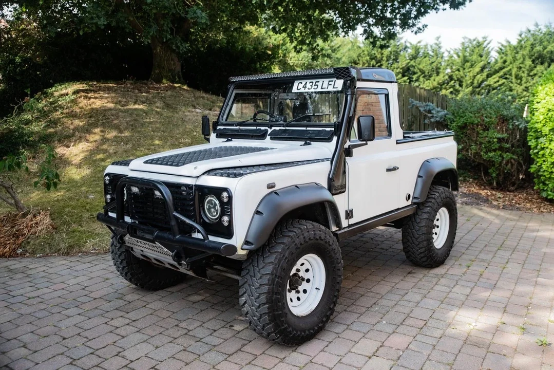 1985 Land Rover Defender 90 - Image 2 of 30