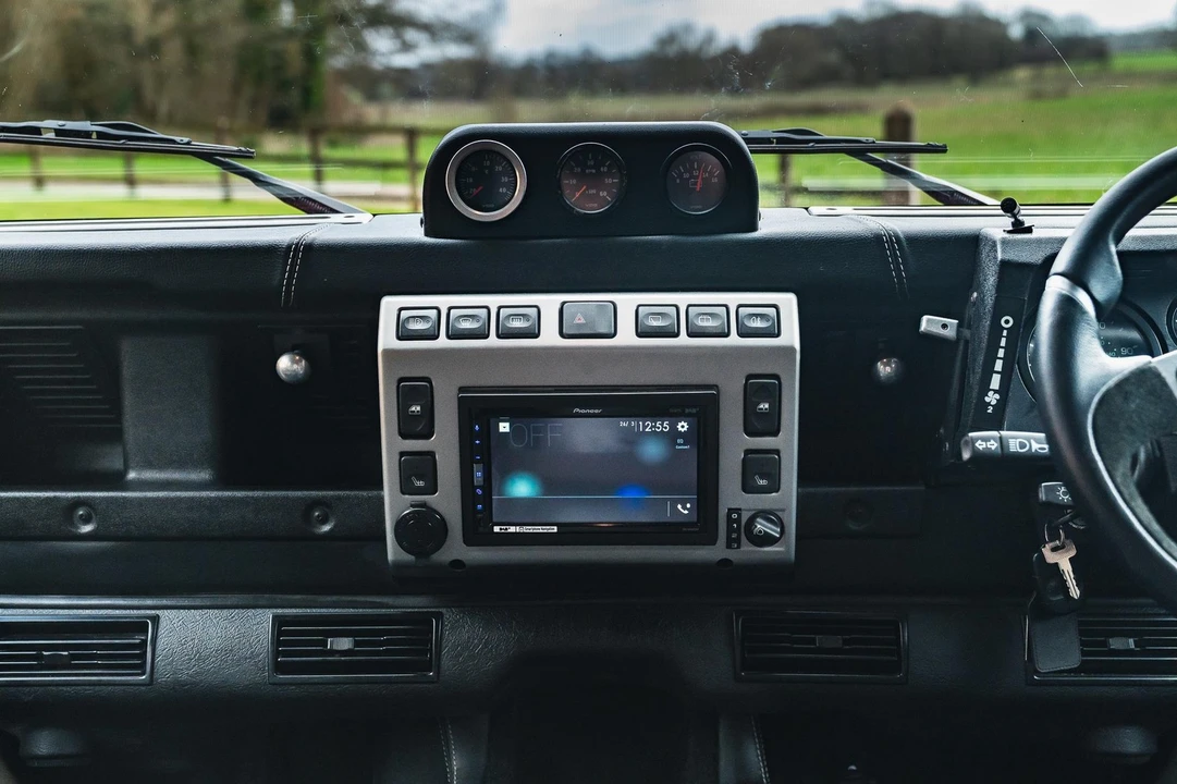 1985 Land Rover Defender 110 - Image 20 of 31