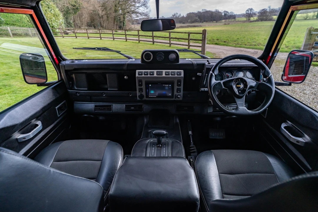 1985 Land Rover Defender 110 - Image 11 of 31