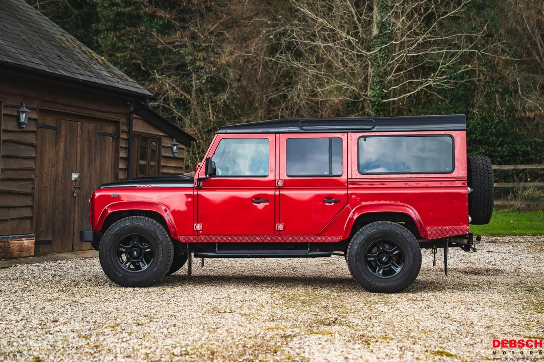 1985 Land Rover Defender 110 - Image 3 of 31