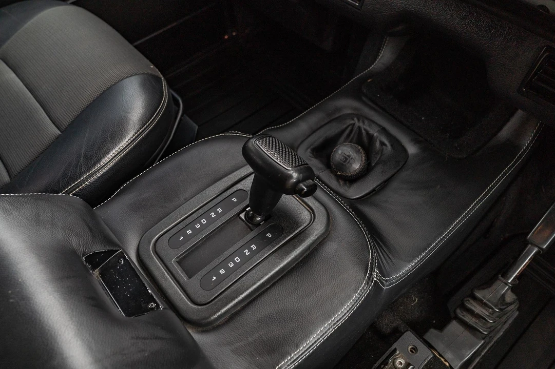 1985 Land Rover Defender 110 - Image 29 of 31