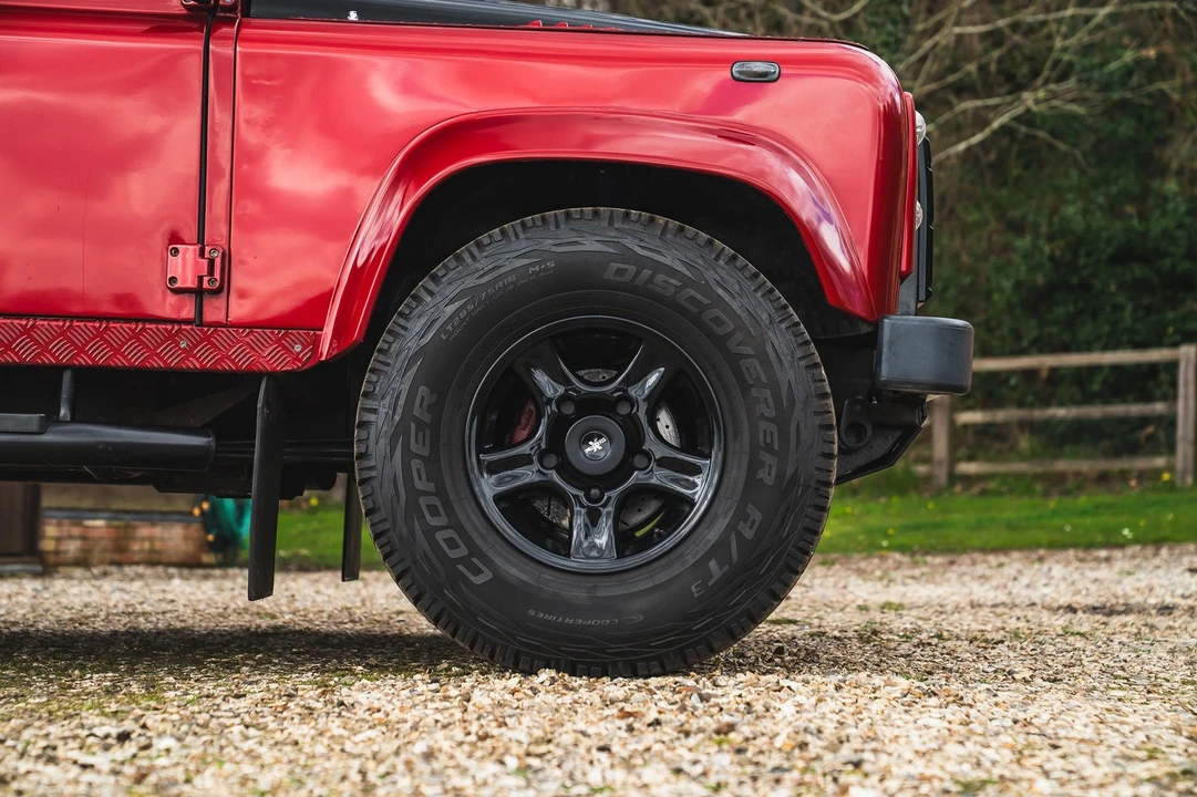 1985 Land Rover Defender - Image 2 of 21