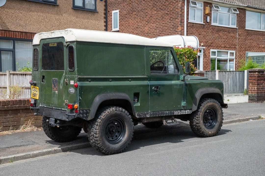 1985 Land Rover Defender 90 - Image 8 of 30
